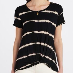 Nine Britton Levie Short Sleeve V Neck Black Tie Die Front Knot Shirt Top Medium